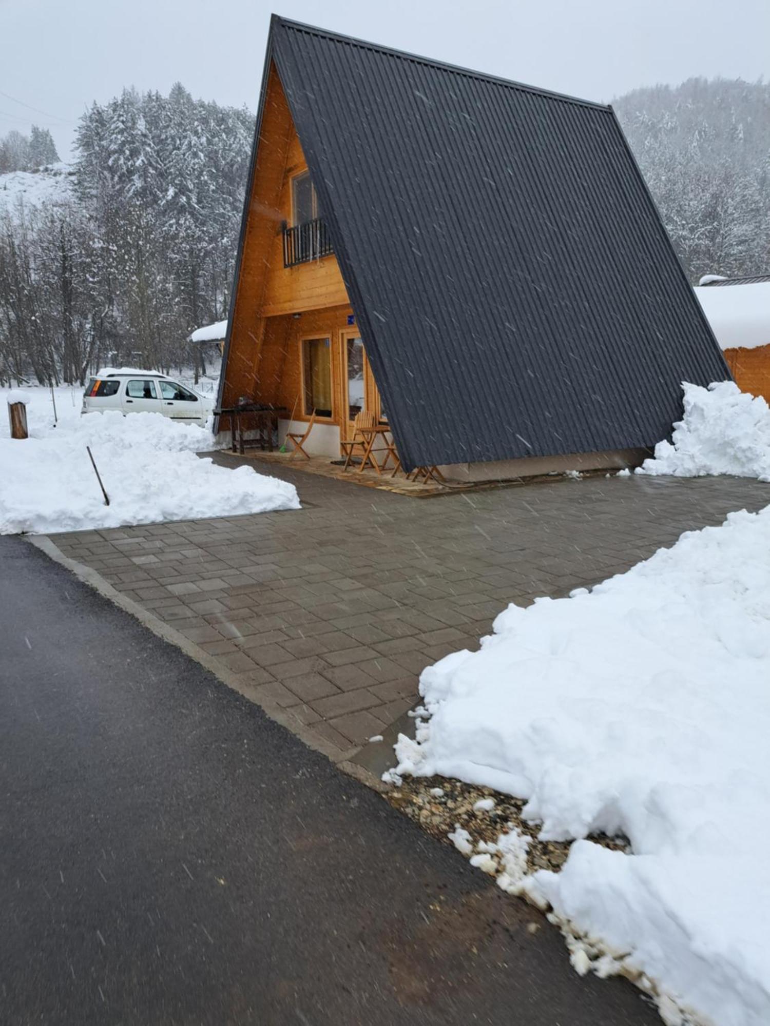 Holiday Home Ella Mokra Gora - Apartman Ella Bagian luar foto